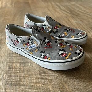 🆕 VANS Slip on shoes Mickey Mouse print kids size 3